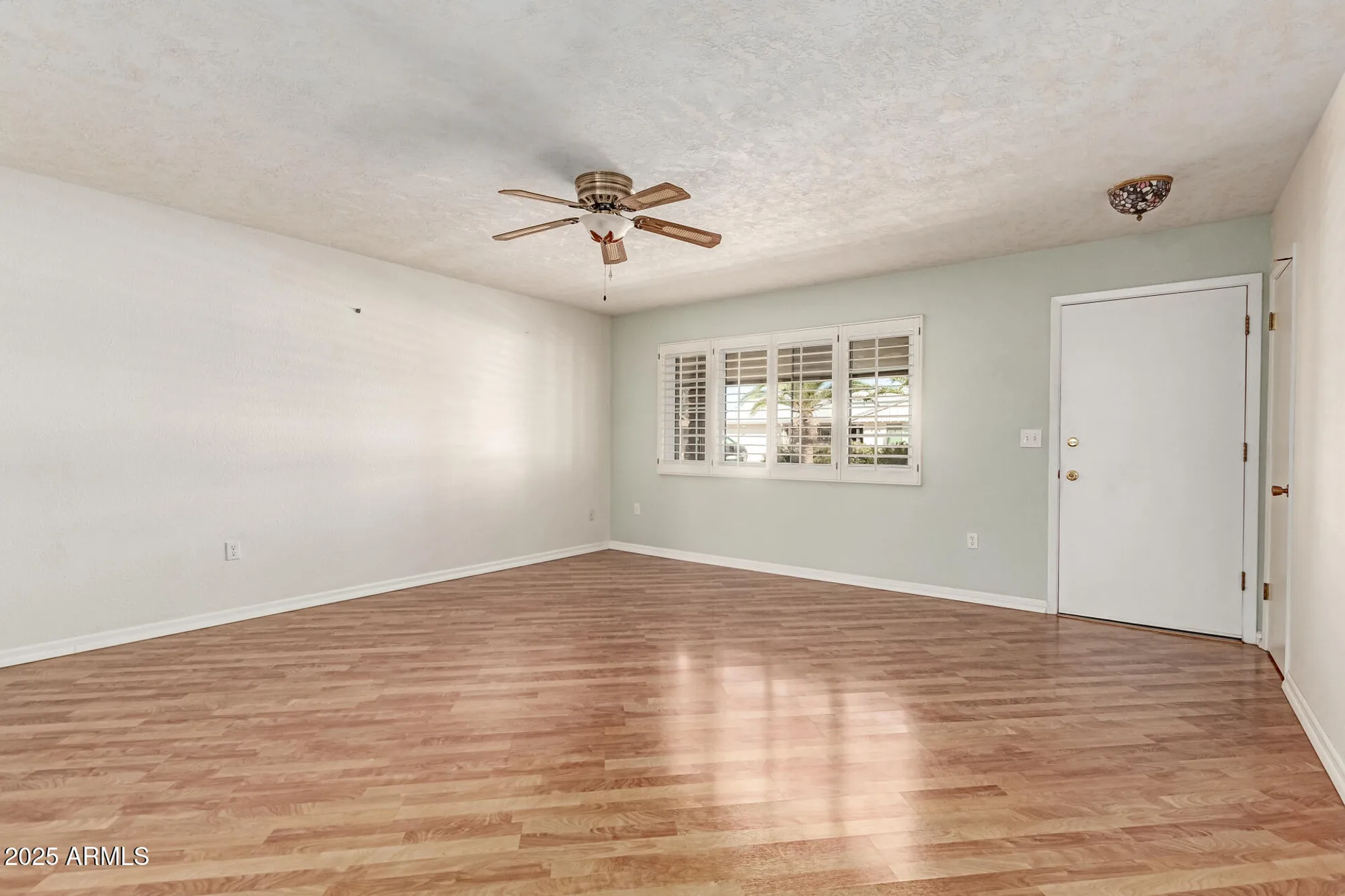 Property Slideshow image 5 of 28 | 10329 w floriade dr, Sun City, AZ, 85351