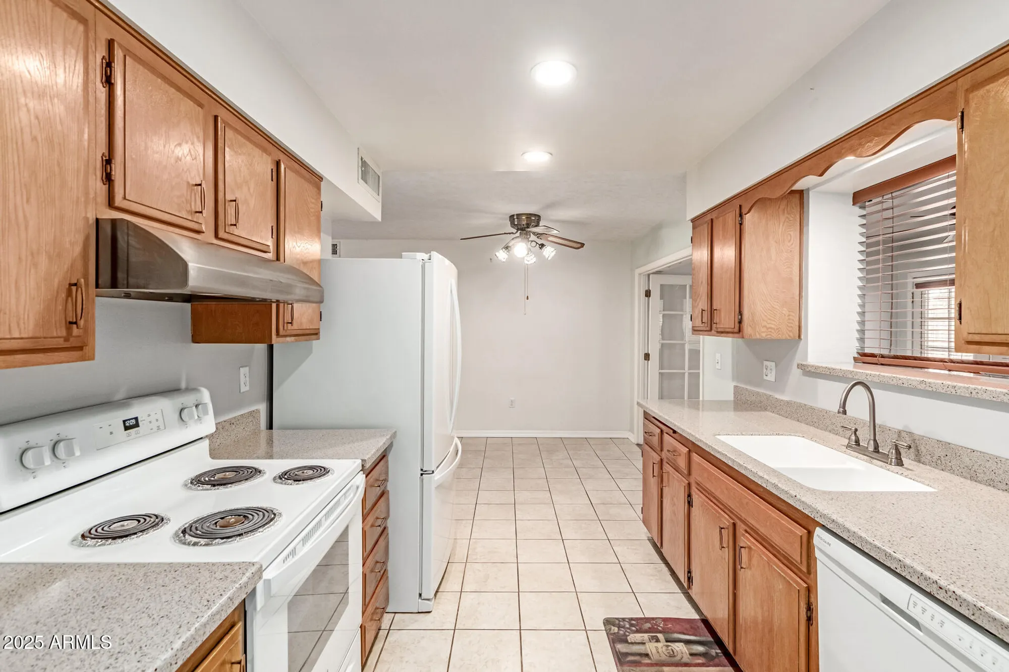 Property Slideshow image 1 of 28 | 10329 w floriade dr, Sun City, AZ, 85351