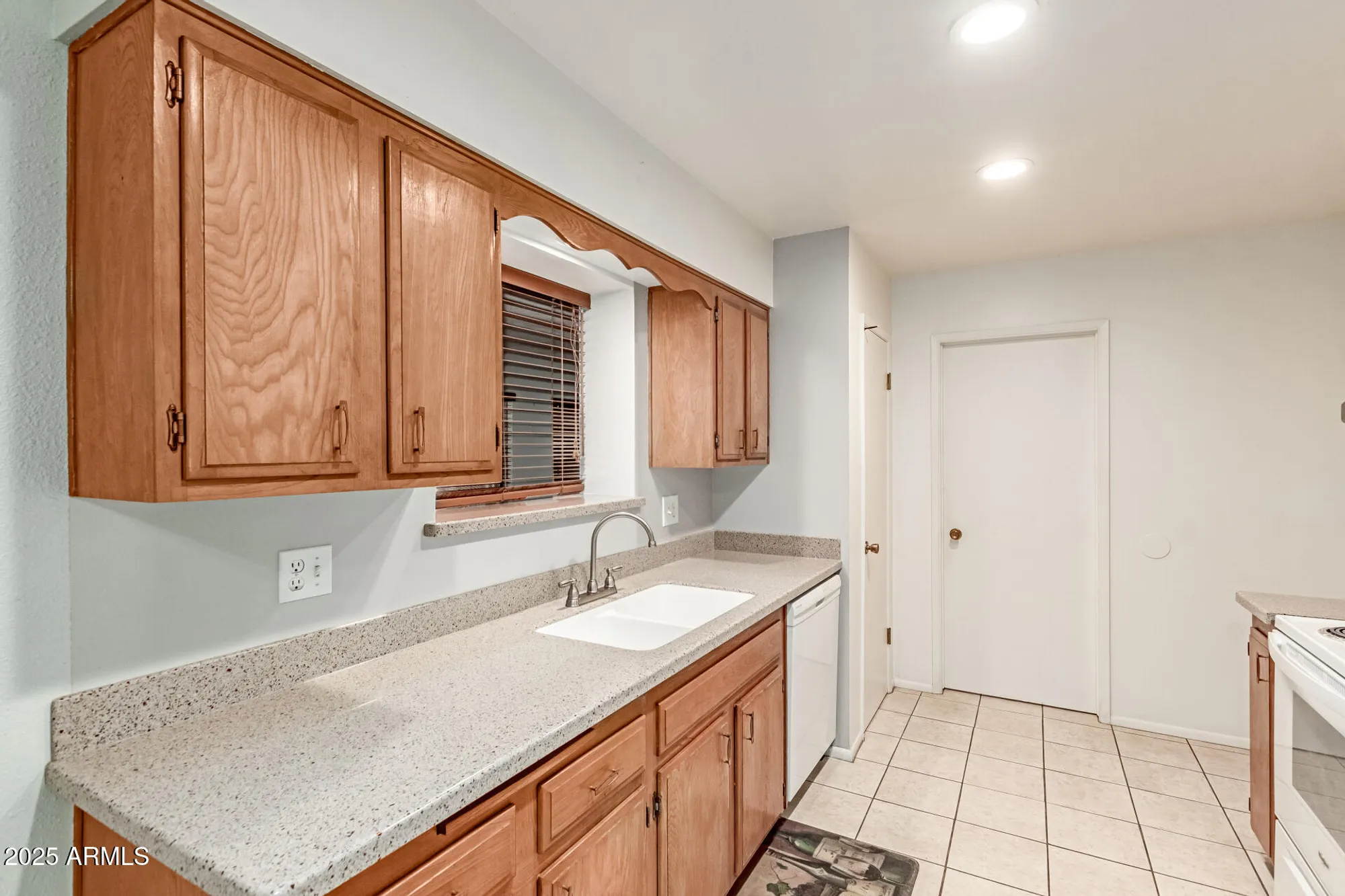 Property Slideshow image 11 of 28 | 10329 w floriade dr, Sun City, AZ, 85351