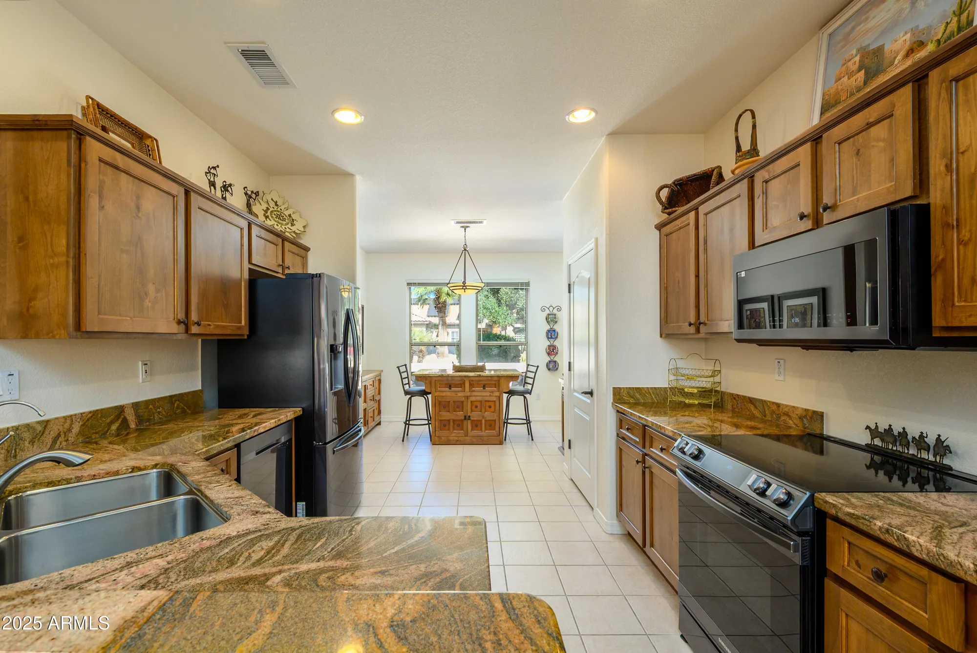 Property Slideshow image 3 of 36 | 16495 w monteverde ln, Surprise, AZ, 85374