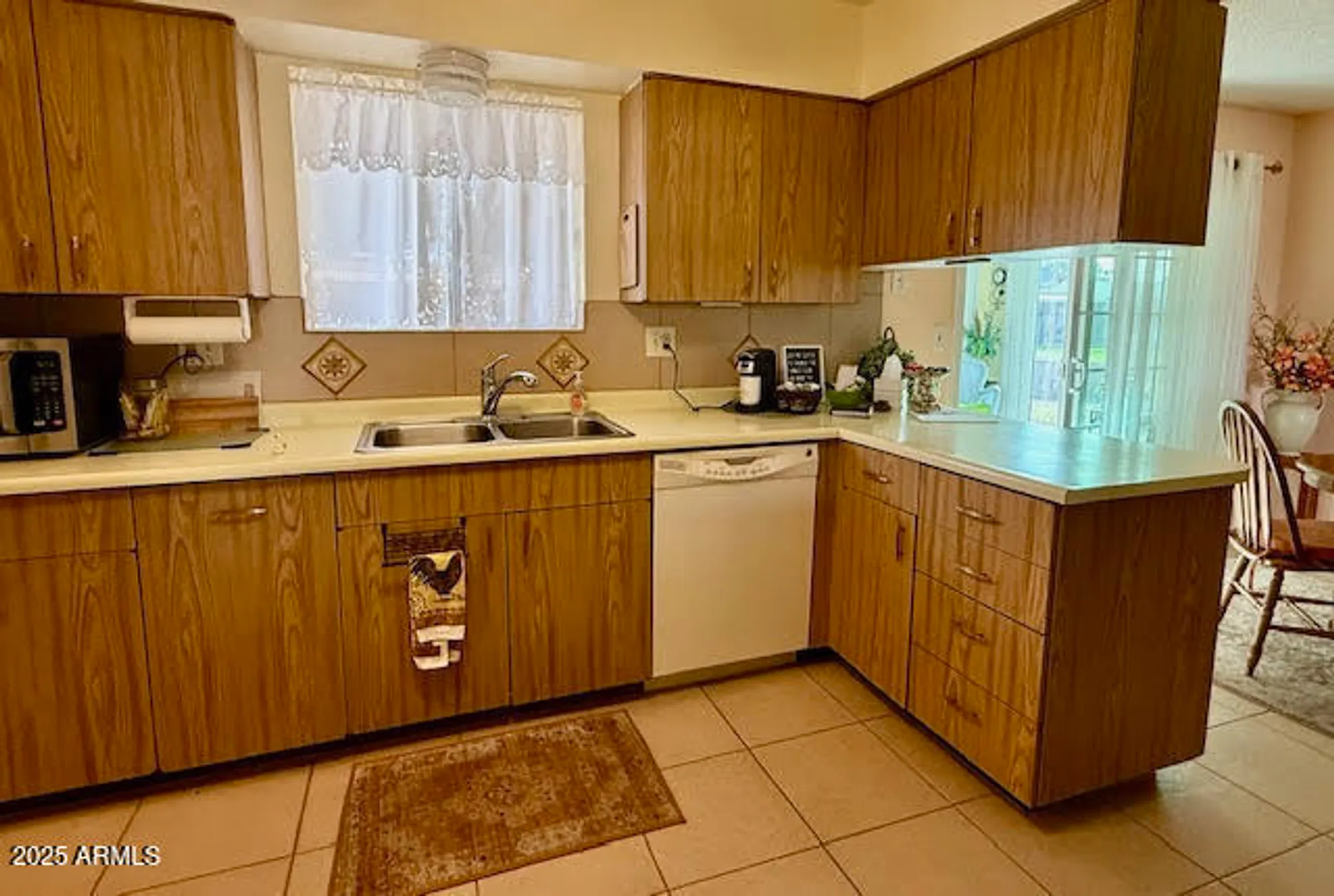 Property Slideshow image 14 of 18 | 10323 w deanne dr, Sun City, AZ, 85351