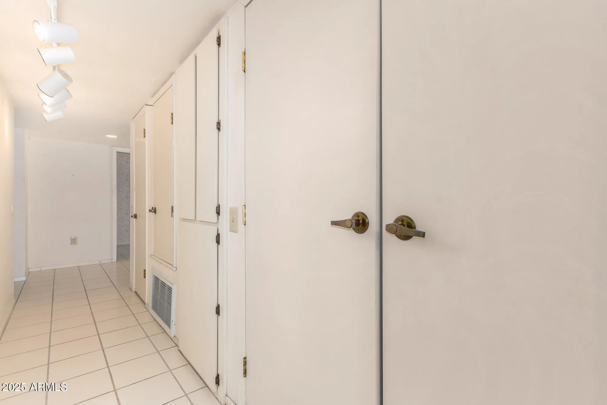 Property Slideshow image 25 of 42 | 19610 n star ridge dr, Sun City West, AZ, 85375