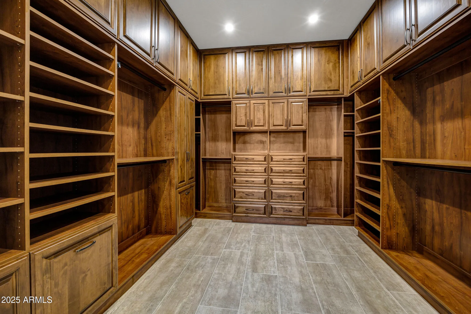 Property Slideshow image 13 of 56 | 42988 w misty morning ln, Maricopa, AZ, 85138