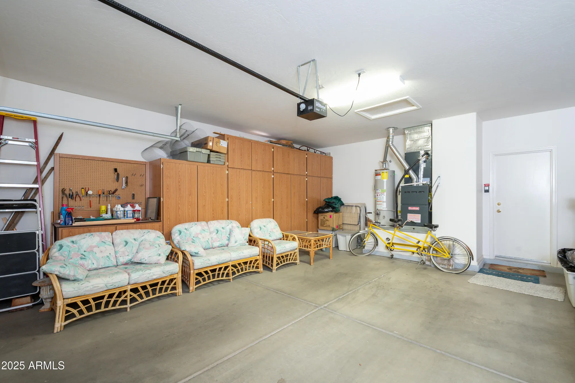 Property Slideshow image 22 of 33 | 16949 w oasis springs way, Surprise, AZ, 85387