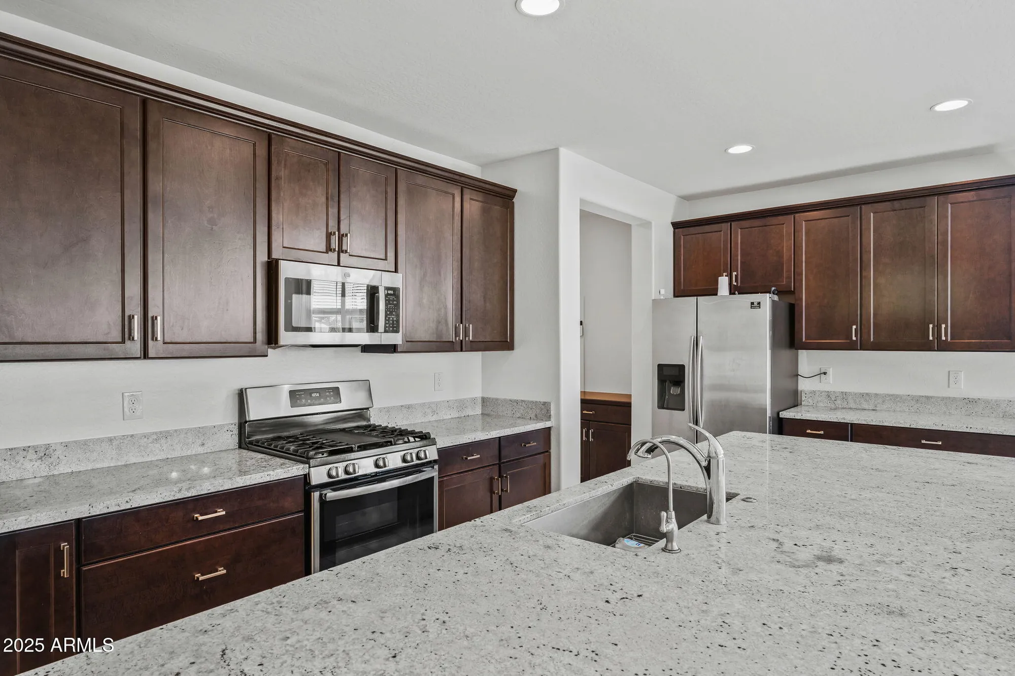 Property Slideshow image 29 of 70 | 20056 n 107th ln, Peoria, AZ, 85373