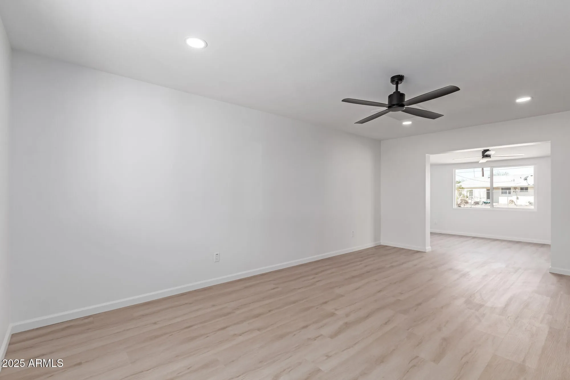 Property Slideshow image 8 of 25 | 10815 w crosby dr, Sun City, AZ, 85351