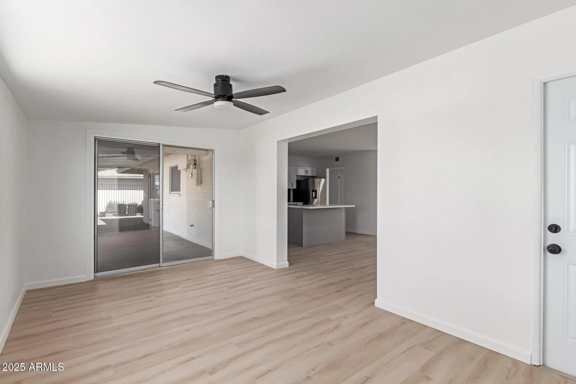 Property Slideshow image 10 of 25 | 10815 w crosby dr, Sun City, AZ, 85351