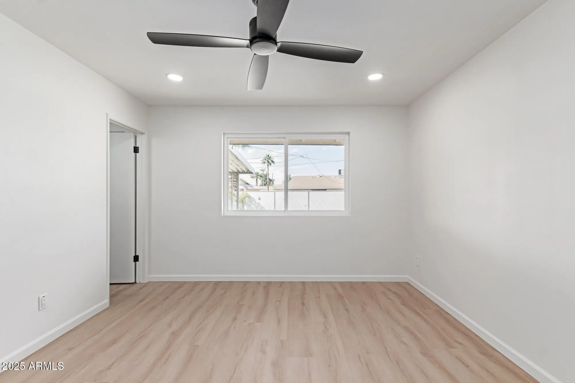 Property Slideshow image 13 of 25 | 10815 w crosby dr, Sun City, AZ, 85351