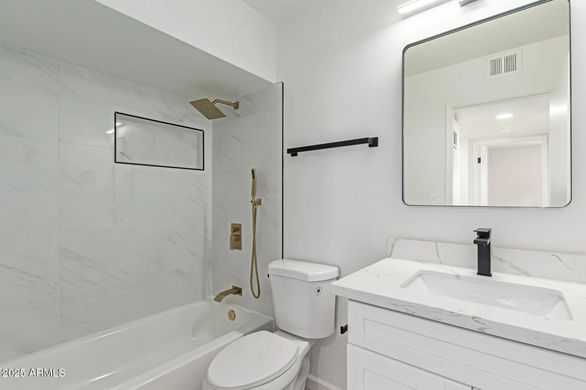 Property Slideshow image 19 of 25 | 10815 w crosby dr, Sun City, AZ, 85351