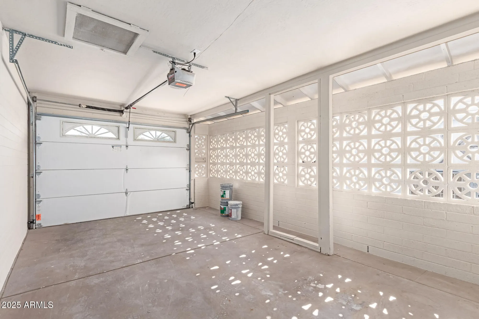 Property Slideshow image 20 of 25 | 10815 w crosby dr, Sun City, AZ, 85351