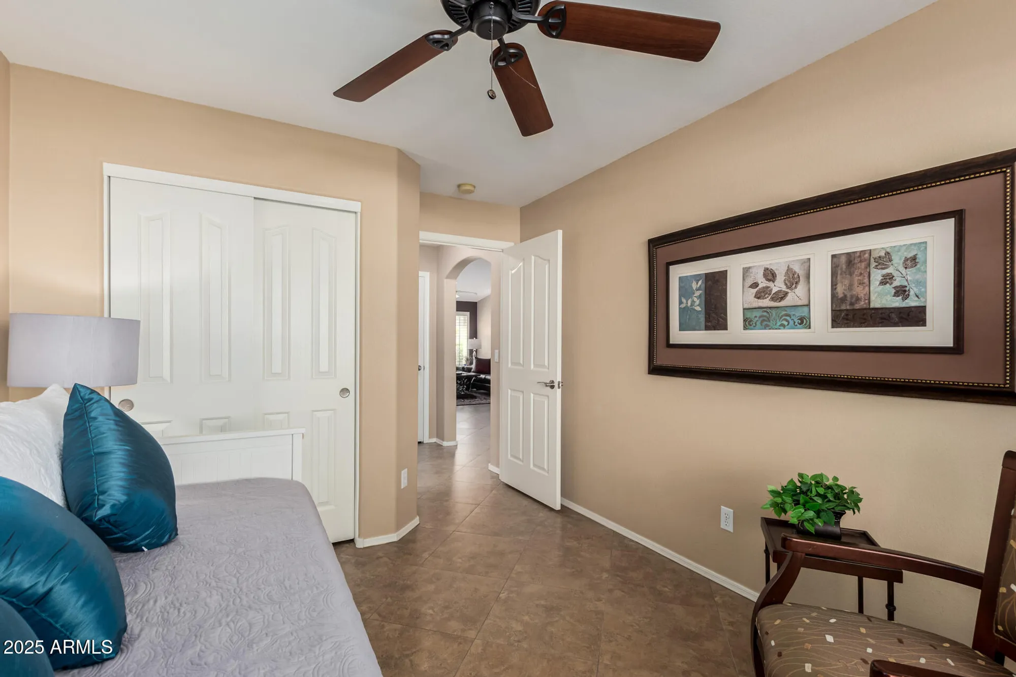 Property Slideshow image 20 of 50 | 1403 e las colinas dr, Chandler, AZ, 85249