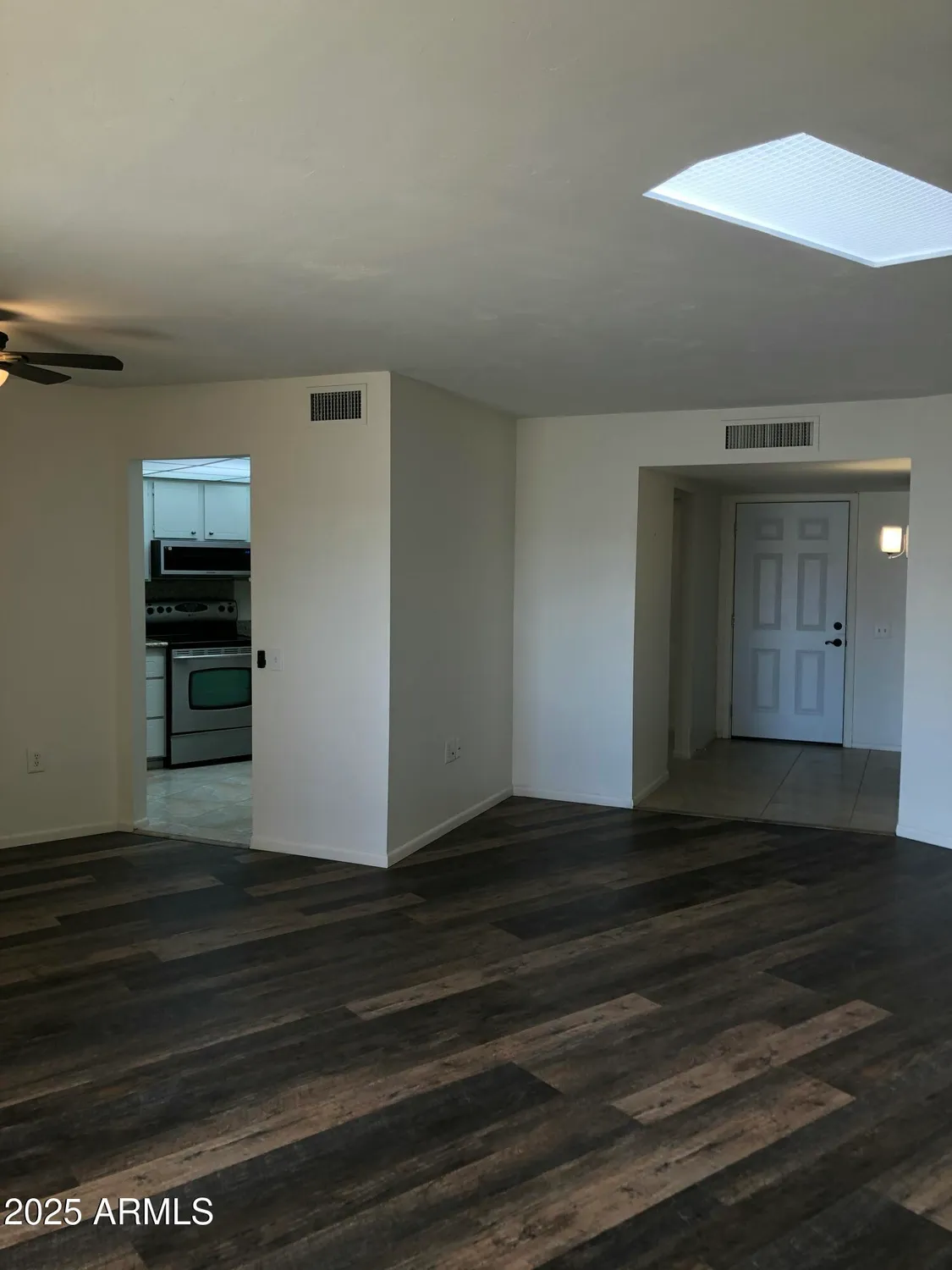 Property Slideshow image 8 of 21 | 19453 n star ridge dr, Sun City West, AZ, 85375