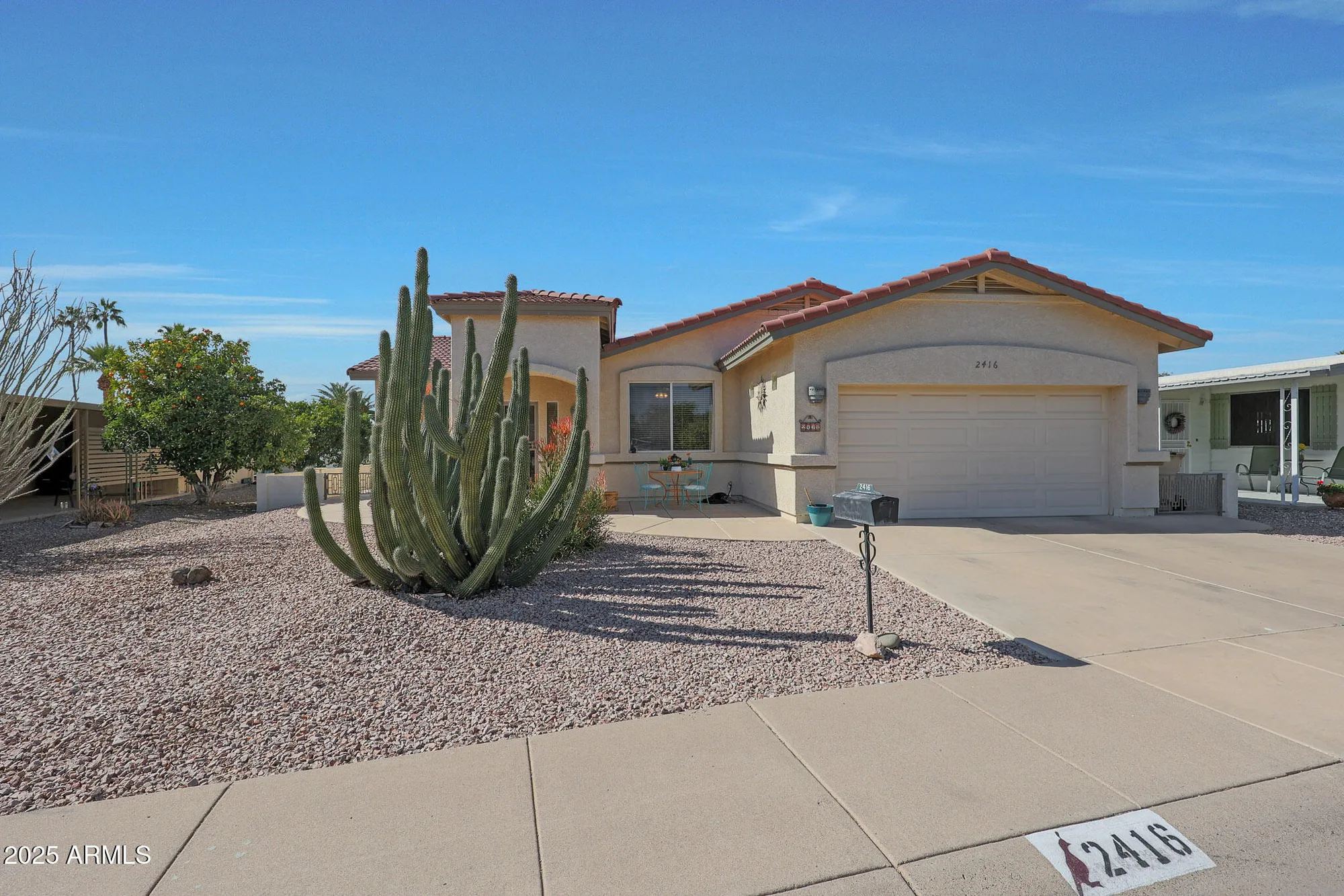 Property Slideshow image 6 of 53 | 2416 n snead dr, Mesa, AZ, 85215