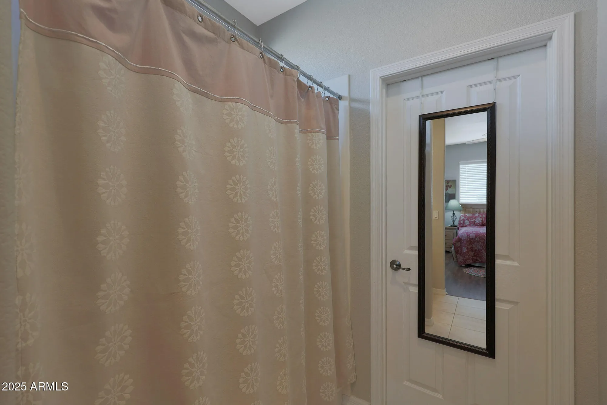 Property Slideshow image 21 of 53 | 2416 n snead dr, Mesa, AZ, 85215