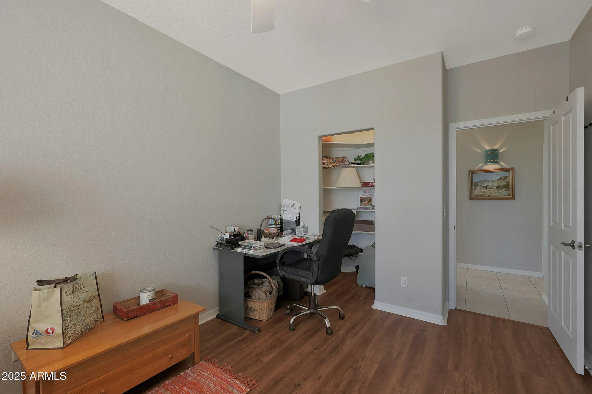 Property Slideshow image 28 of 53 | 2416 n snead dr, Mesa, AZ, 85215