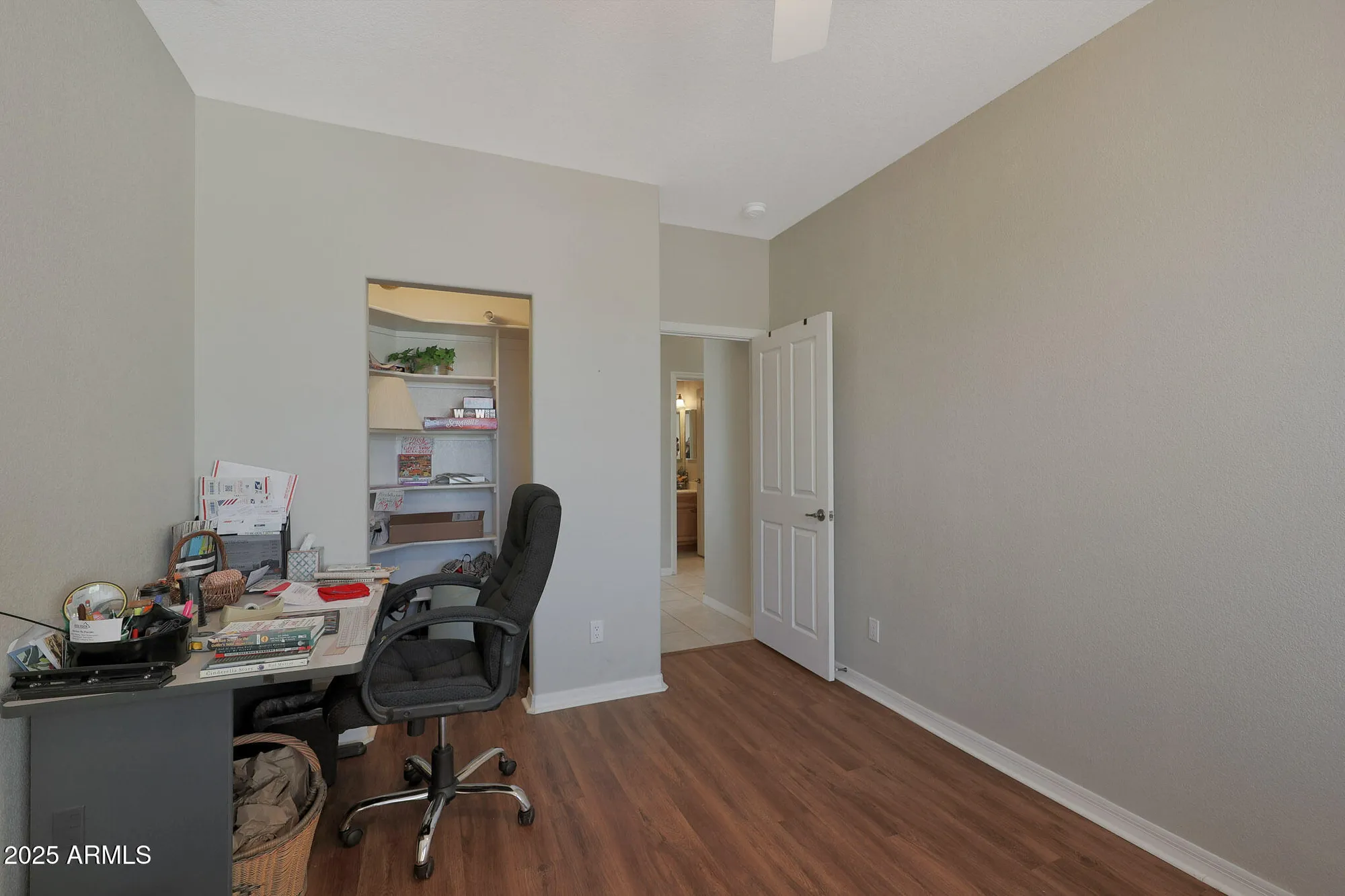 Property Slideshow image 30 of 53 | 2416 n snead dr, Mesa, AZ, 85215