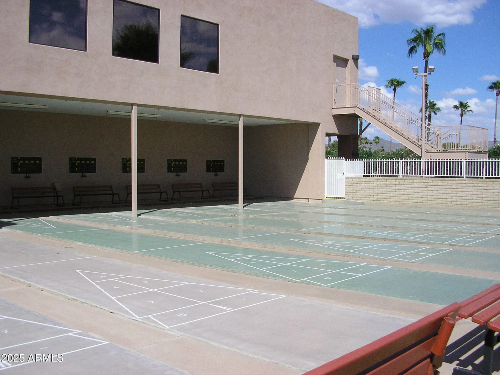 Property Slideshow image 41 of 53 | 2416 n snead dr, Mesa, AZ, 85215