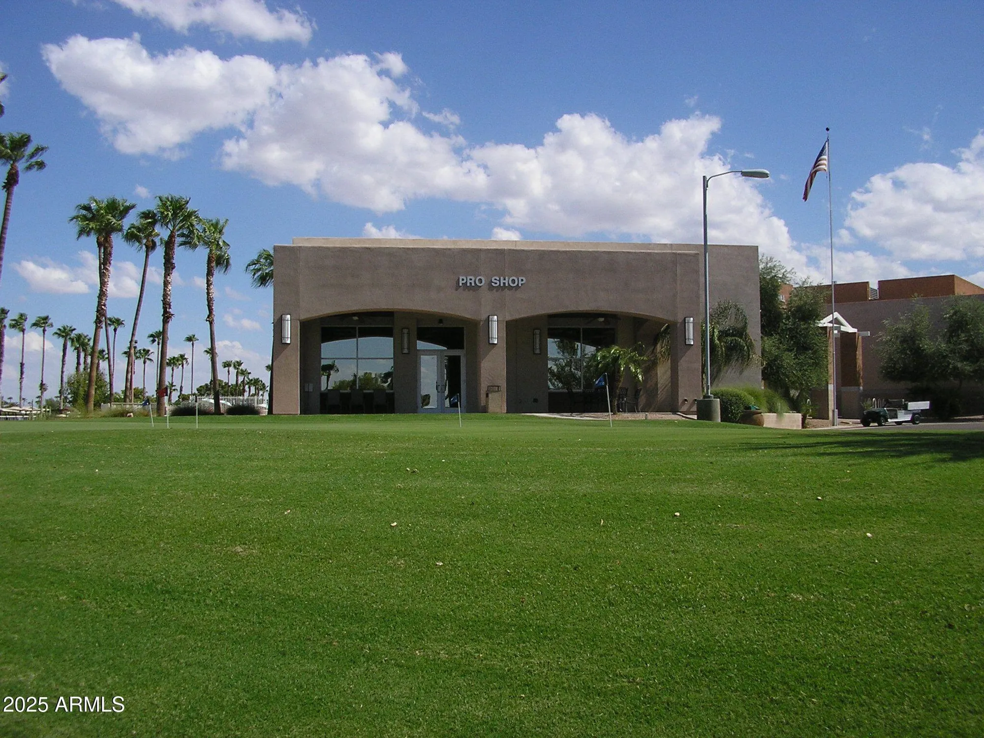 Property Slideshow image 40 of 53 | 2416 n snead dr, Mesa, AZ, 85215