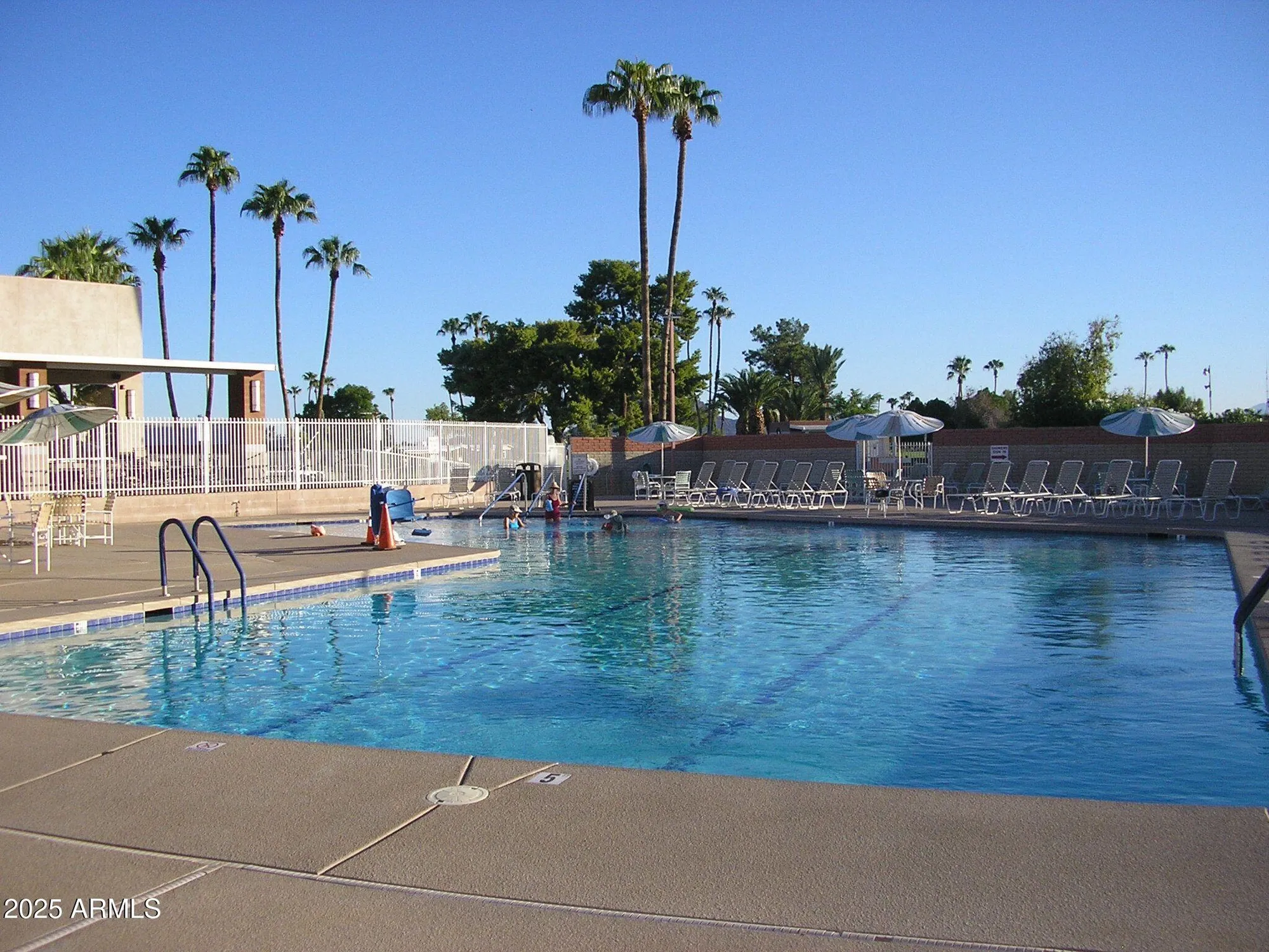 Property Slideshow image 44 of 53 | 2416 n snead dr, Mesa, AZ, 85215