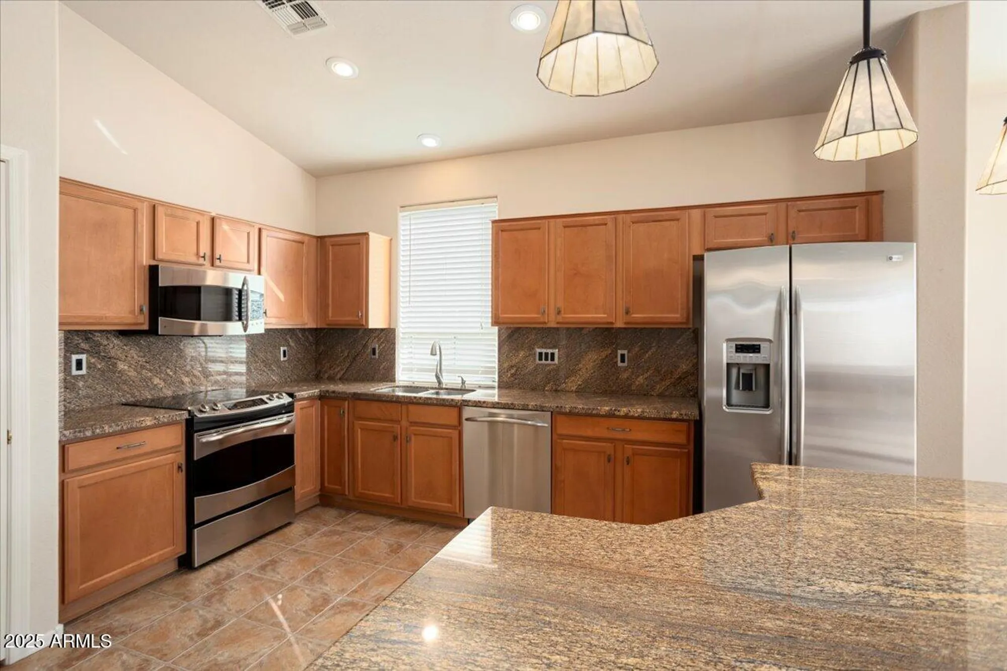 Property Slideshow image 12 of 33 | 18123 w hayden dr, Surprise, AZ, 85374