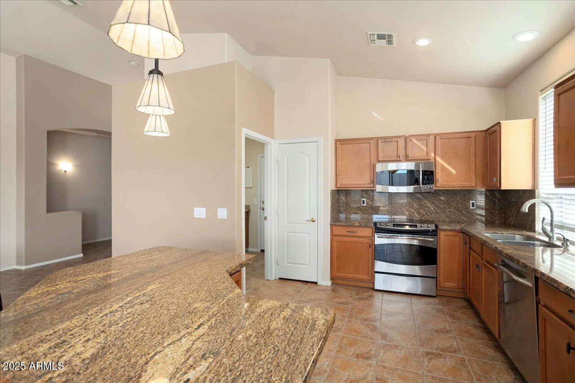 Property Slideshow image 14 of 33 | 18123 w hayden dr, Surprise, AZ, 85374