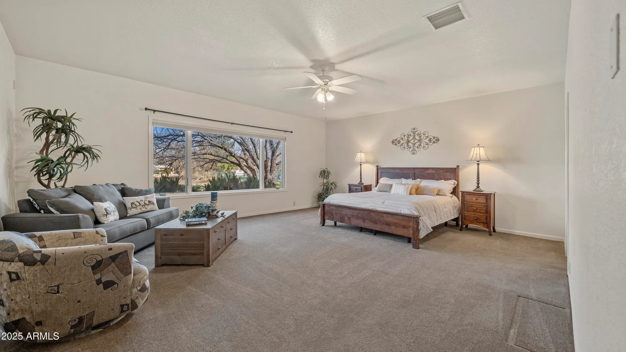 Property Slideshow image 4 of 56 | 3033 glenview dr, Sierra Vista, AZ, 85650