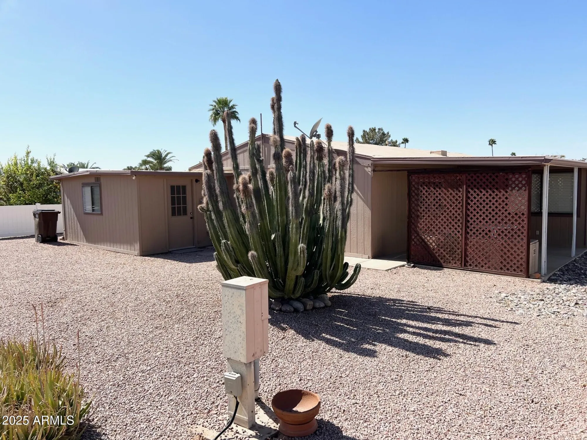 Property Slideshow image 28 of 50 | 805 s 82nd pl, Mesa, AZ, 85208