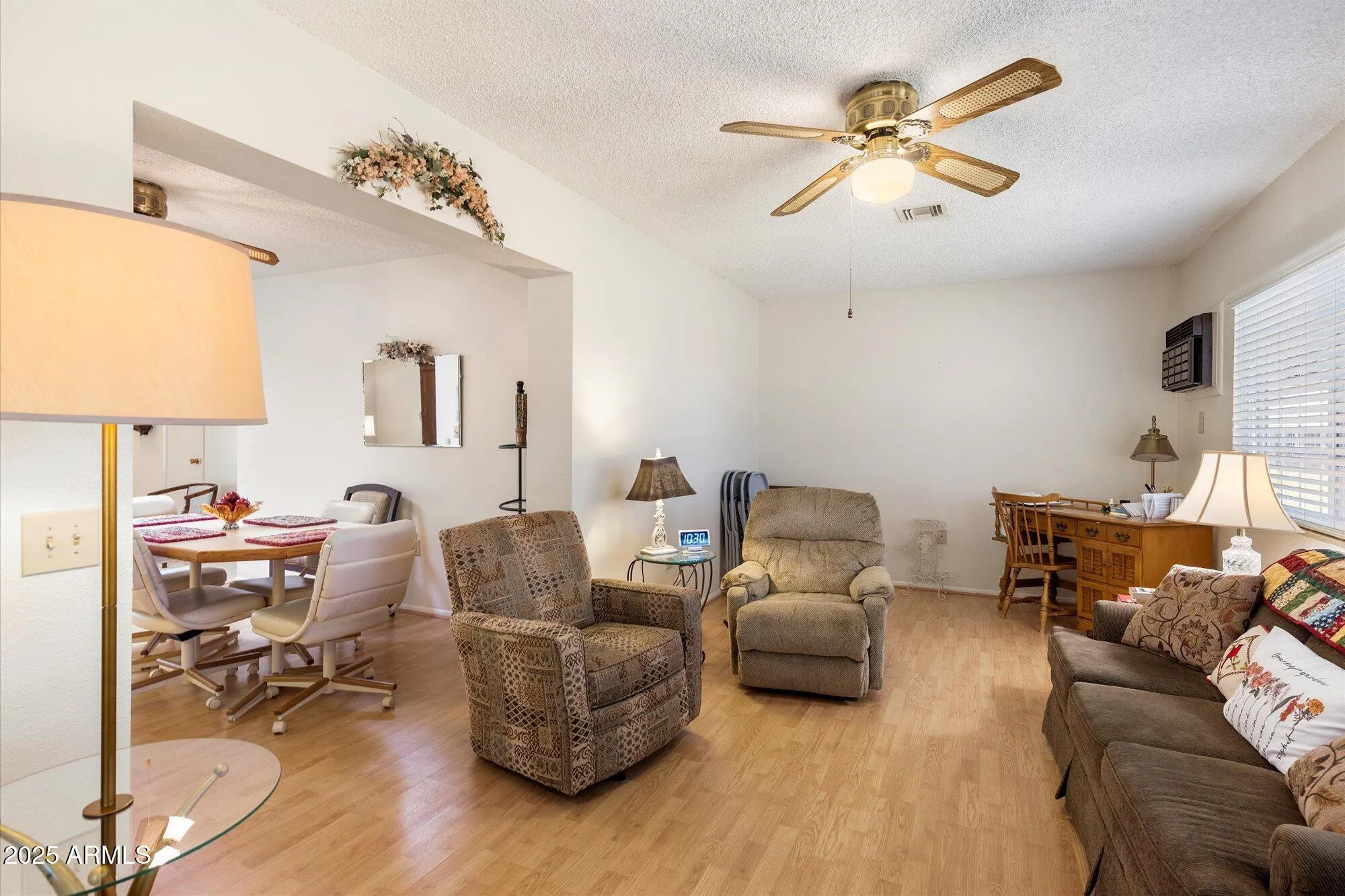 Property Slideshow image 16 of 42 | 10611 w camelot cir, Sun City, AZ, 85351
