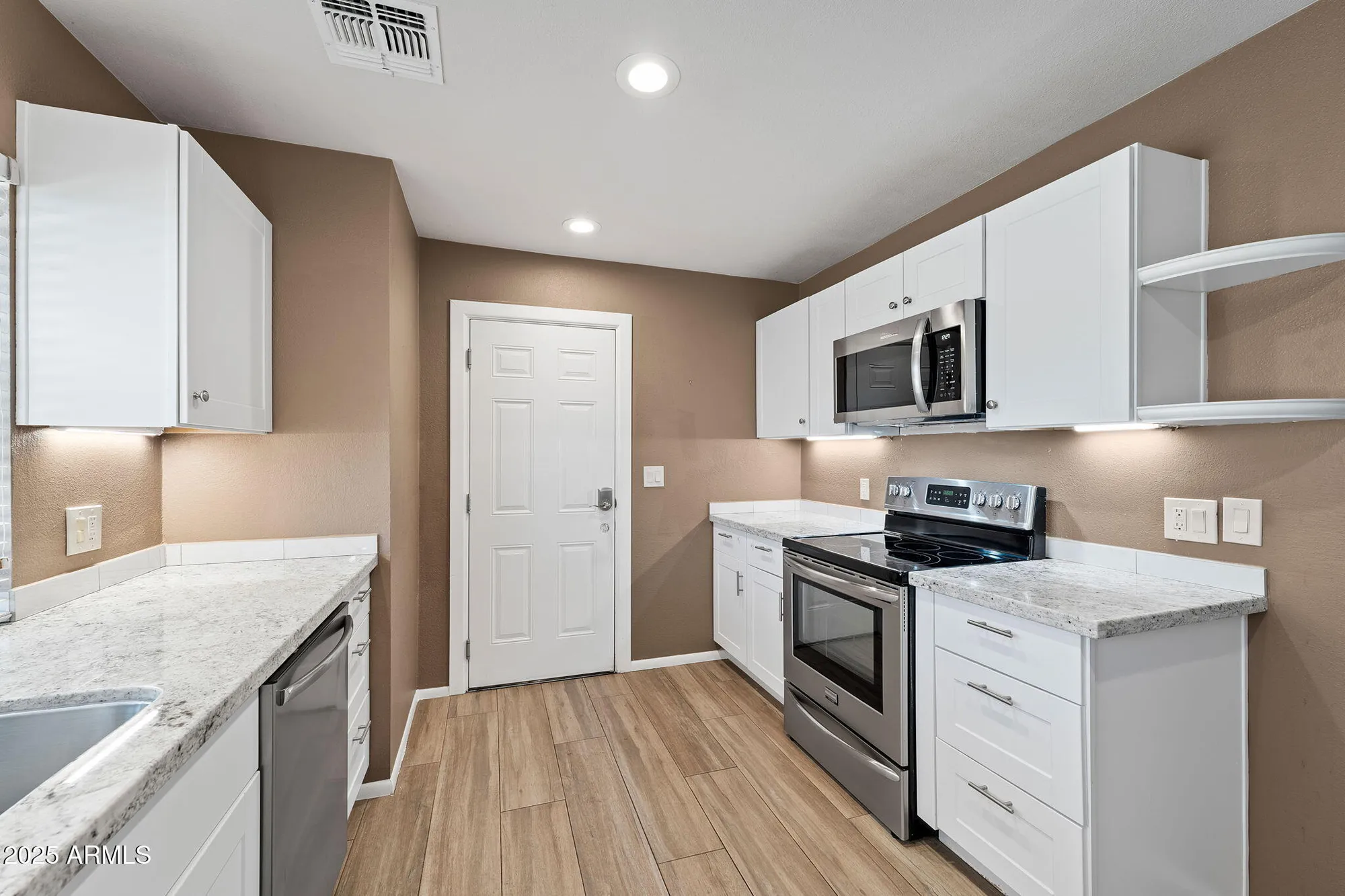 Property Slideshow image 11 of 129 | 107 leisure world, Mesa, AZ, 85206