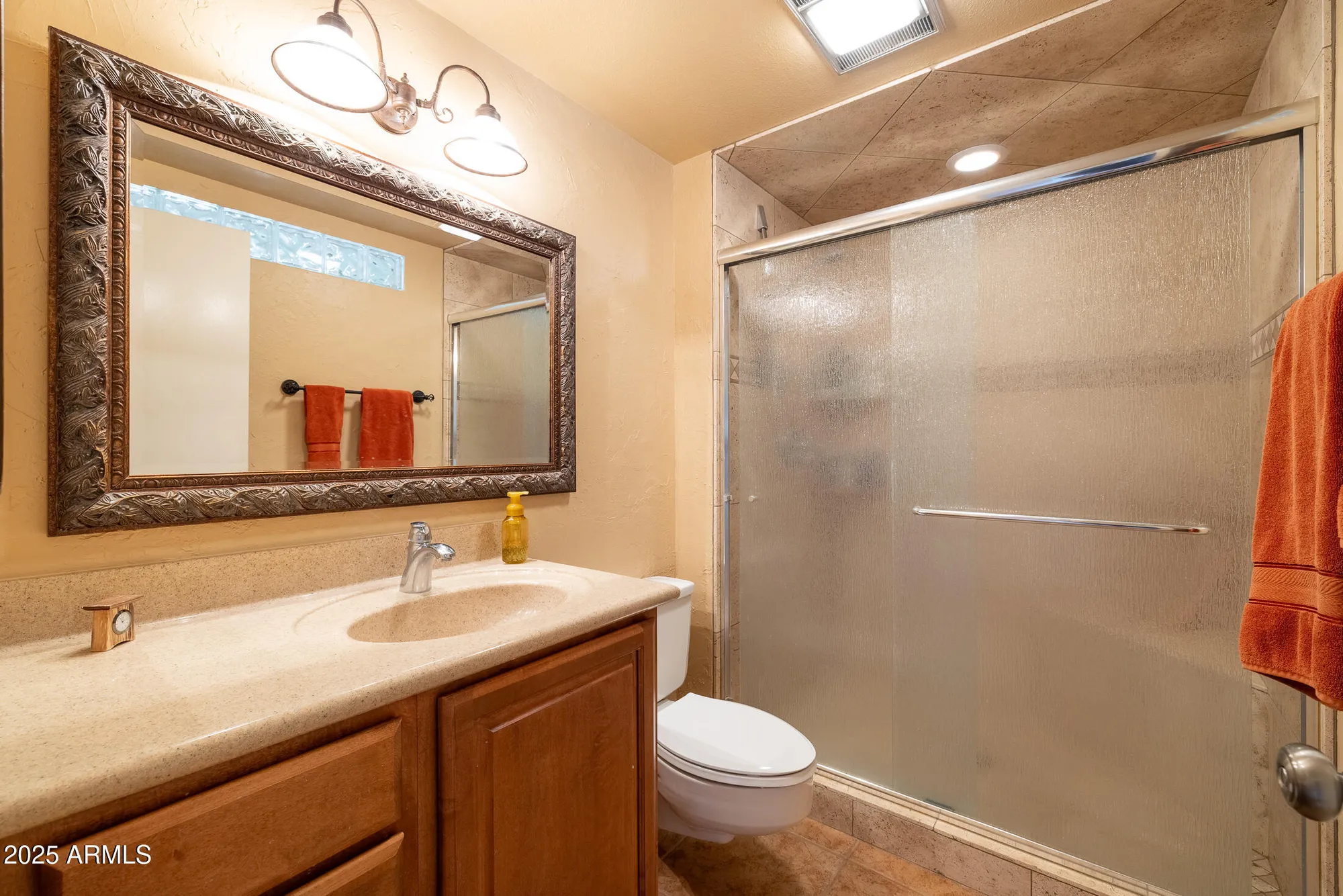 Property Slideshow image 17 of 45 | 9513 w cottonwood dr, Sun City, AZ, 85373