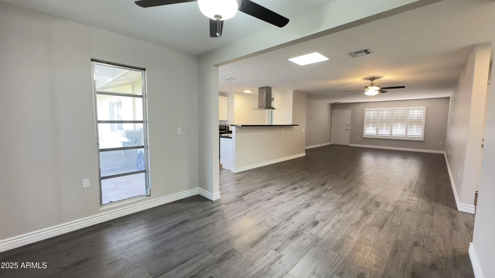 Property Slideshow image 7 of 25 | 10562 w campana dr, Sun City, AZ, 85351