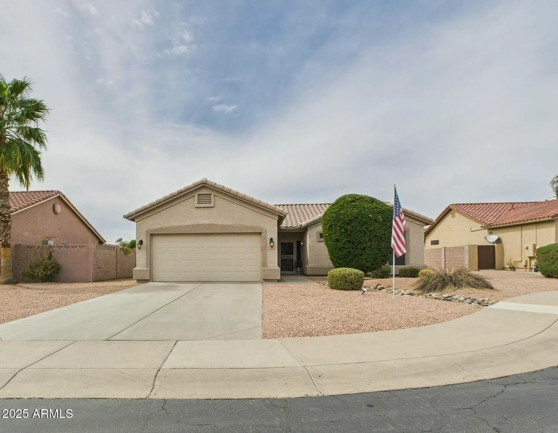Property Slideshow image 1 of 33 | 6050 s crosscreek ct, Chandler, AZ, 85249