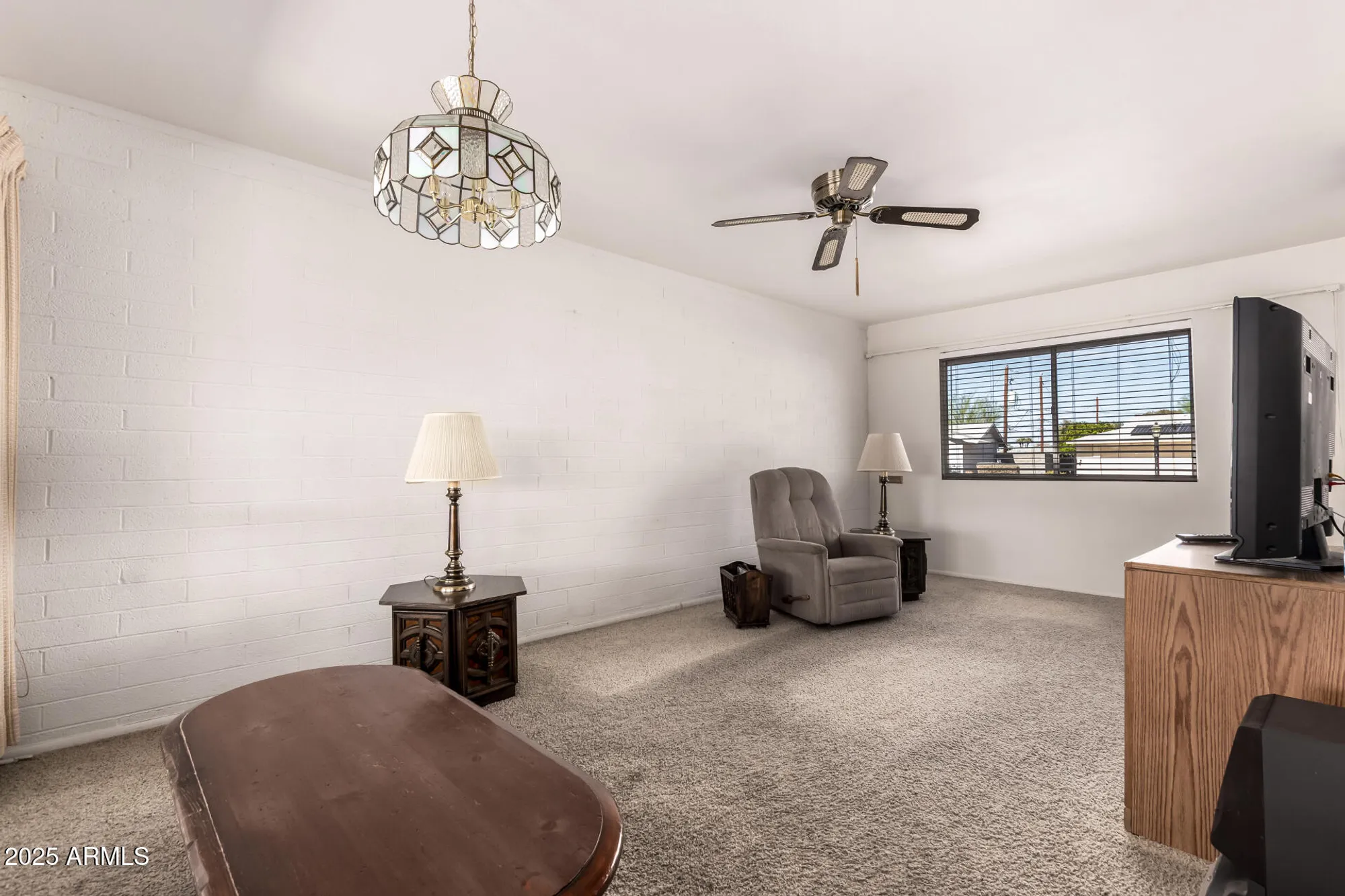 Property Slideshow image 6 of 30 | 11622 n desert hills dr, Sun City, AZ, 85351