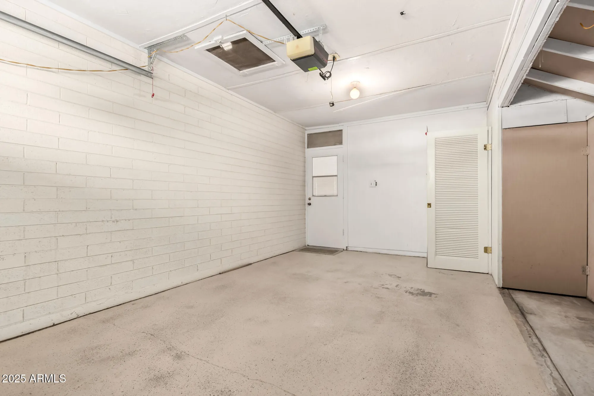 Property Slideshow image 24 of 30 | 11622 n desert hills dr, Sun City, AZ, 85351