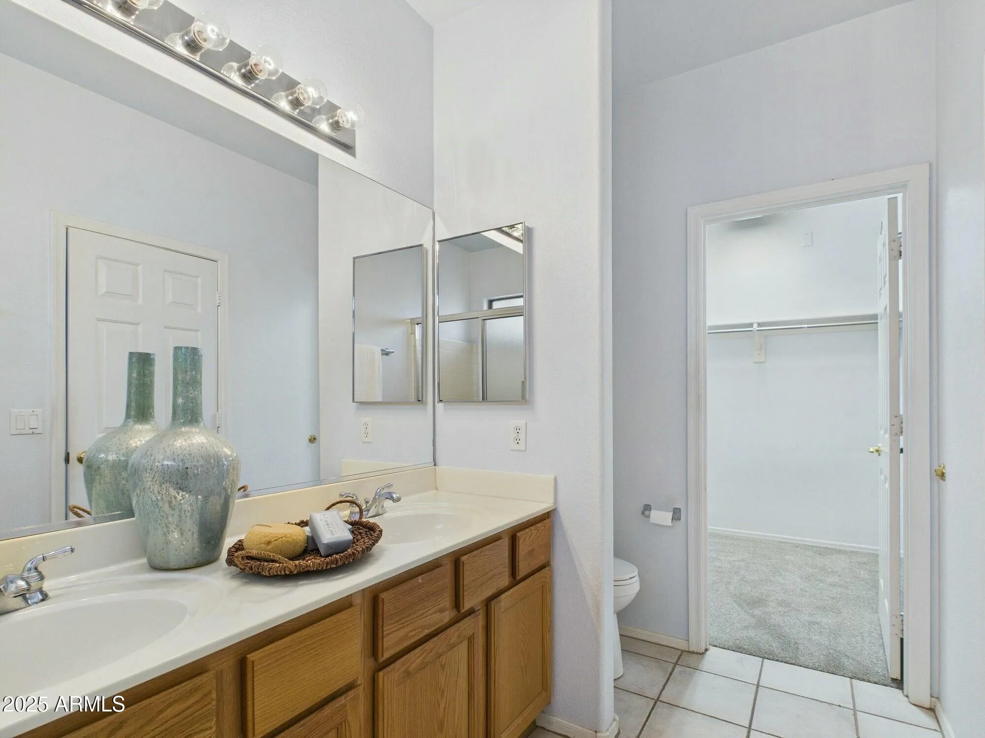 Property Slideshow image 15 of 33 | 6050 s crosscreek ct, Chandler, AZ, 85249