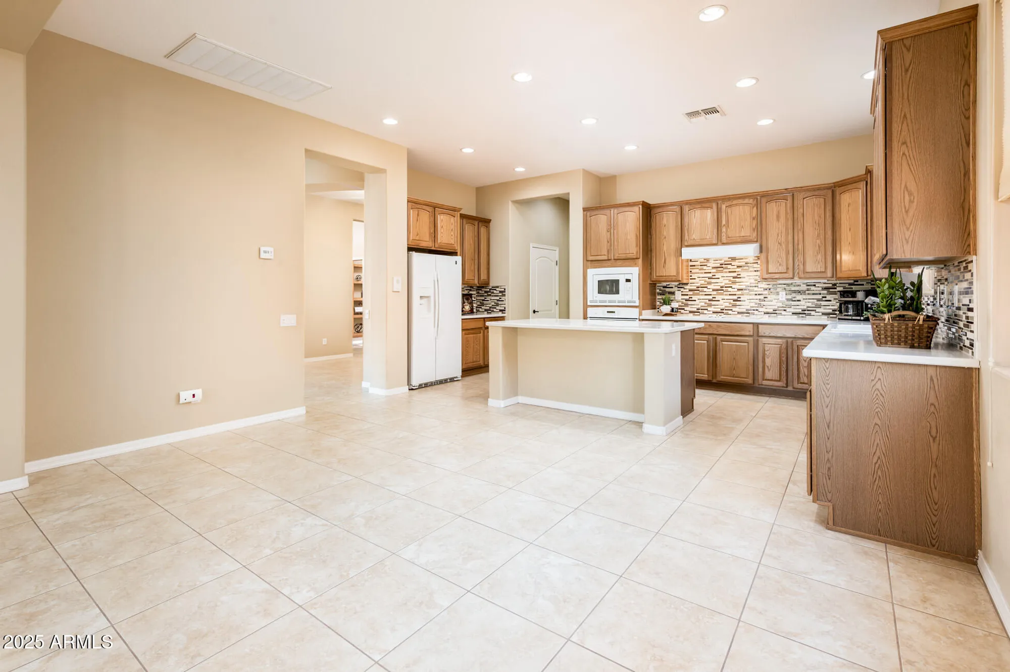 Property Slideshow image 32 of 84 | 23216 n gaviota dr, Sun City West, AZ, 85375