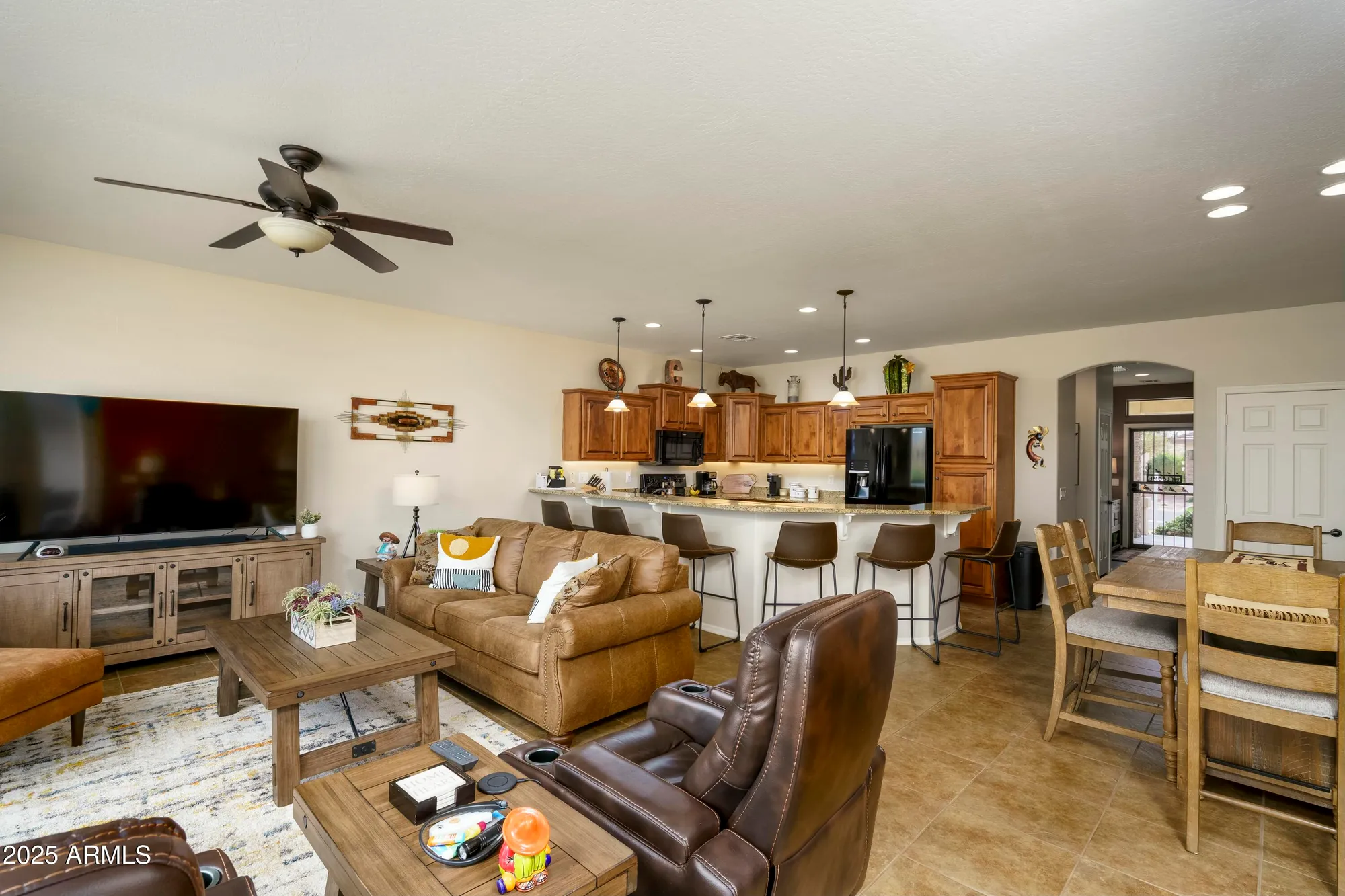 Property Slideshow image 5 of 21 | 2662 s springwood blvd unit 341, Mesa, AZ, 85209