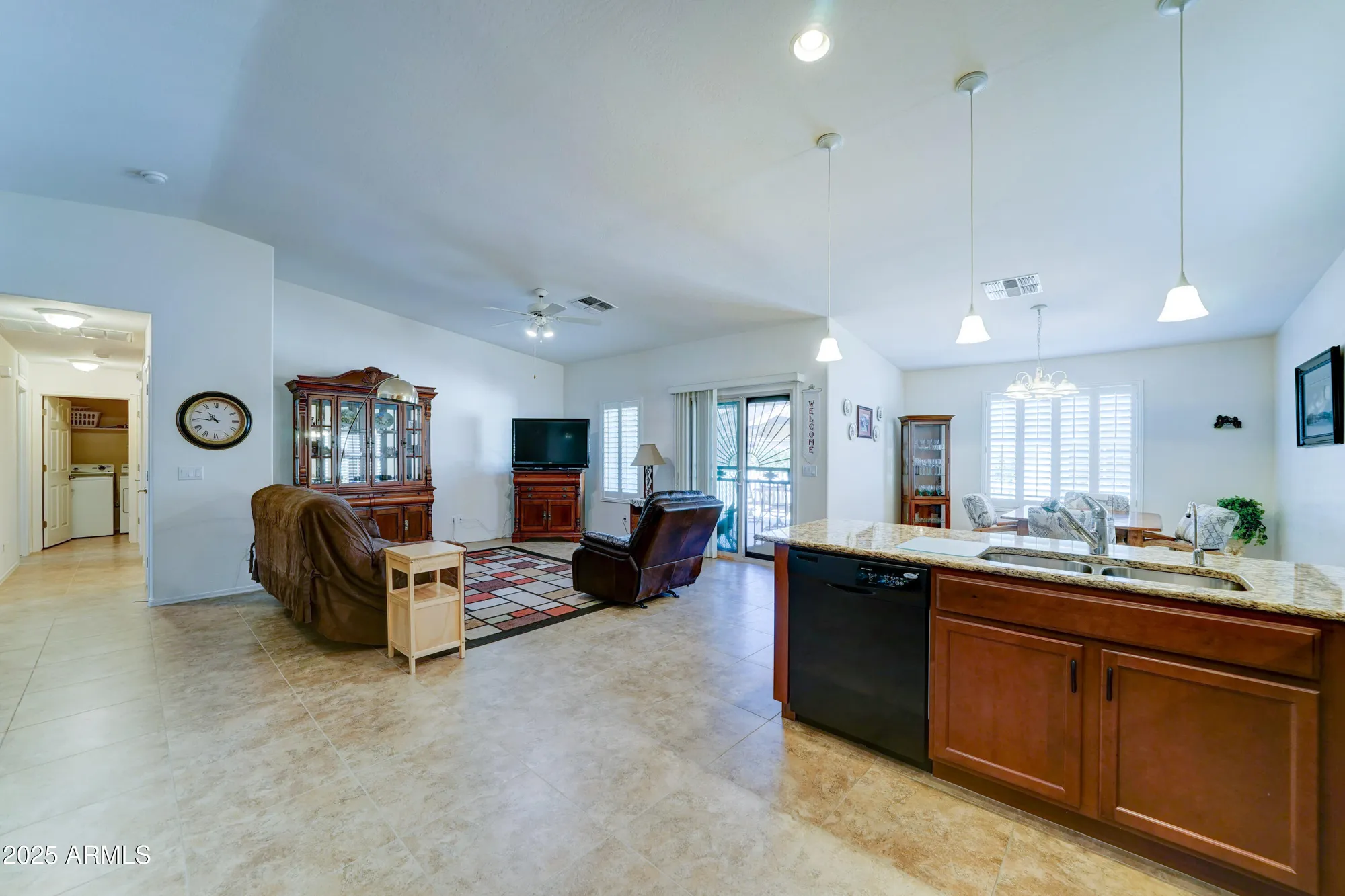 Property Slideshow image 10 of 27 | 2101 s meridian rd 190, Apache Junction, AZ, 85120