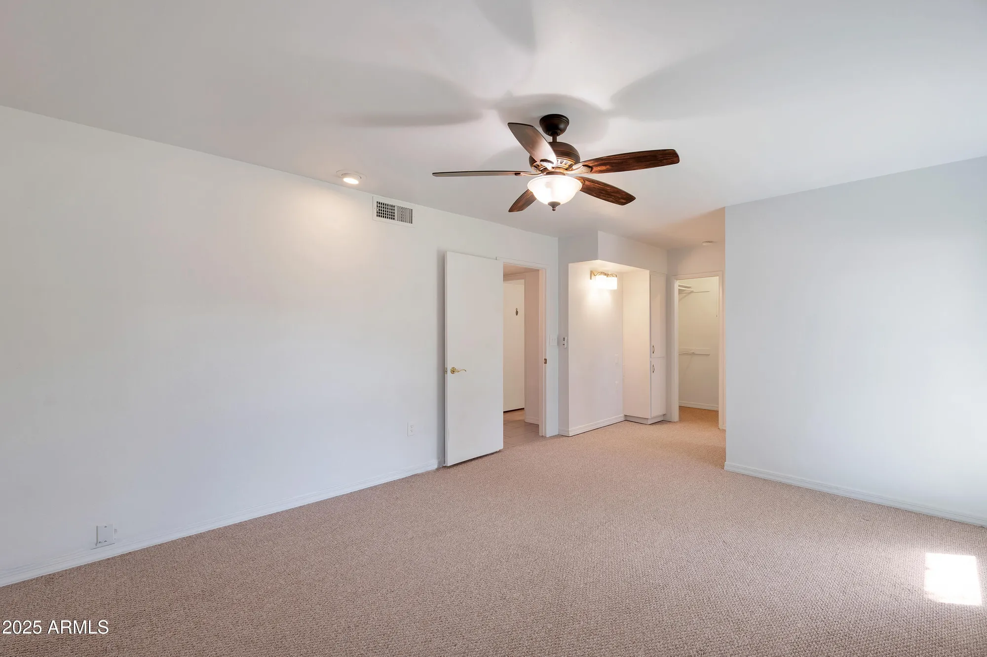 Property Slideshow image 23 of 38 | 13620 n hawthorn dr, Sun City, AZ, 85351