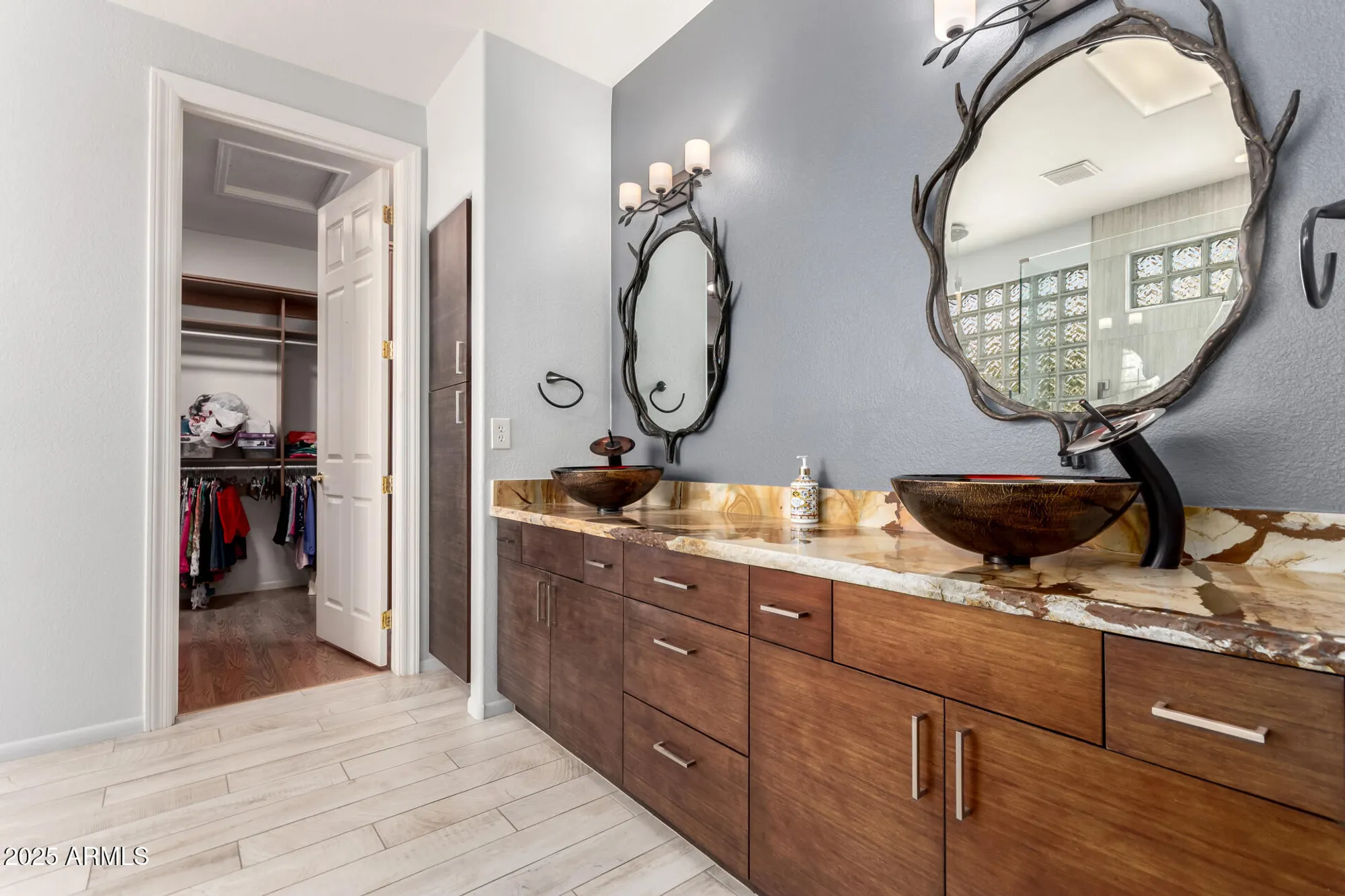 Property Slideshow image 16 of 25 | 18140 n saddle ridge dr, Surprise, AZ, 85374