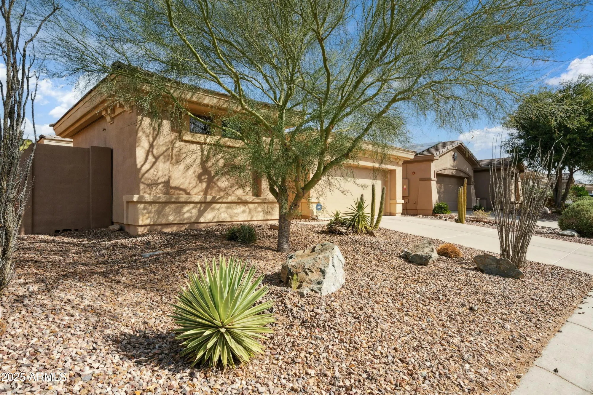 Property Slideshow image 8 of 41 | 2214 w muirfield dr, Anthem, AZ, 85086