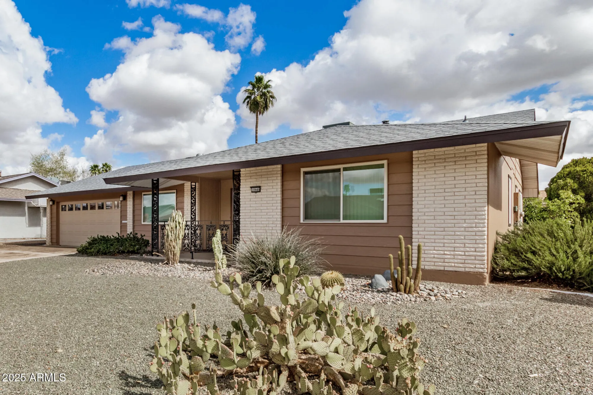 Property Slideshow image 3 of 33 | 10446 w meade dr, Sun City, AZ, 85351