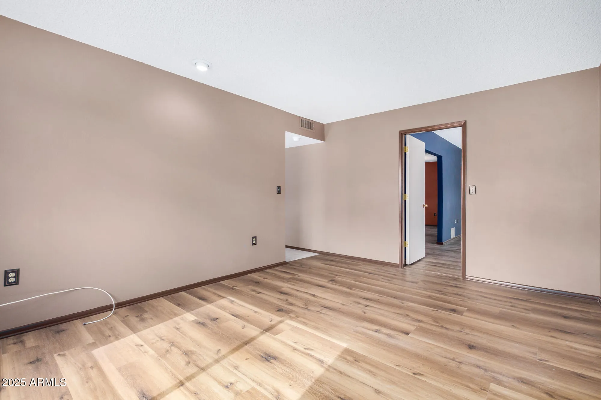 Property Slideshow image 16 of 33 | 10446 w meade dr, Sun City, AZ, 85351