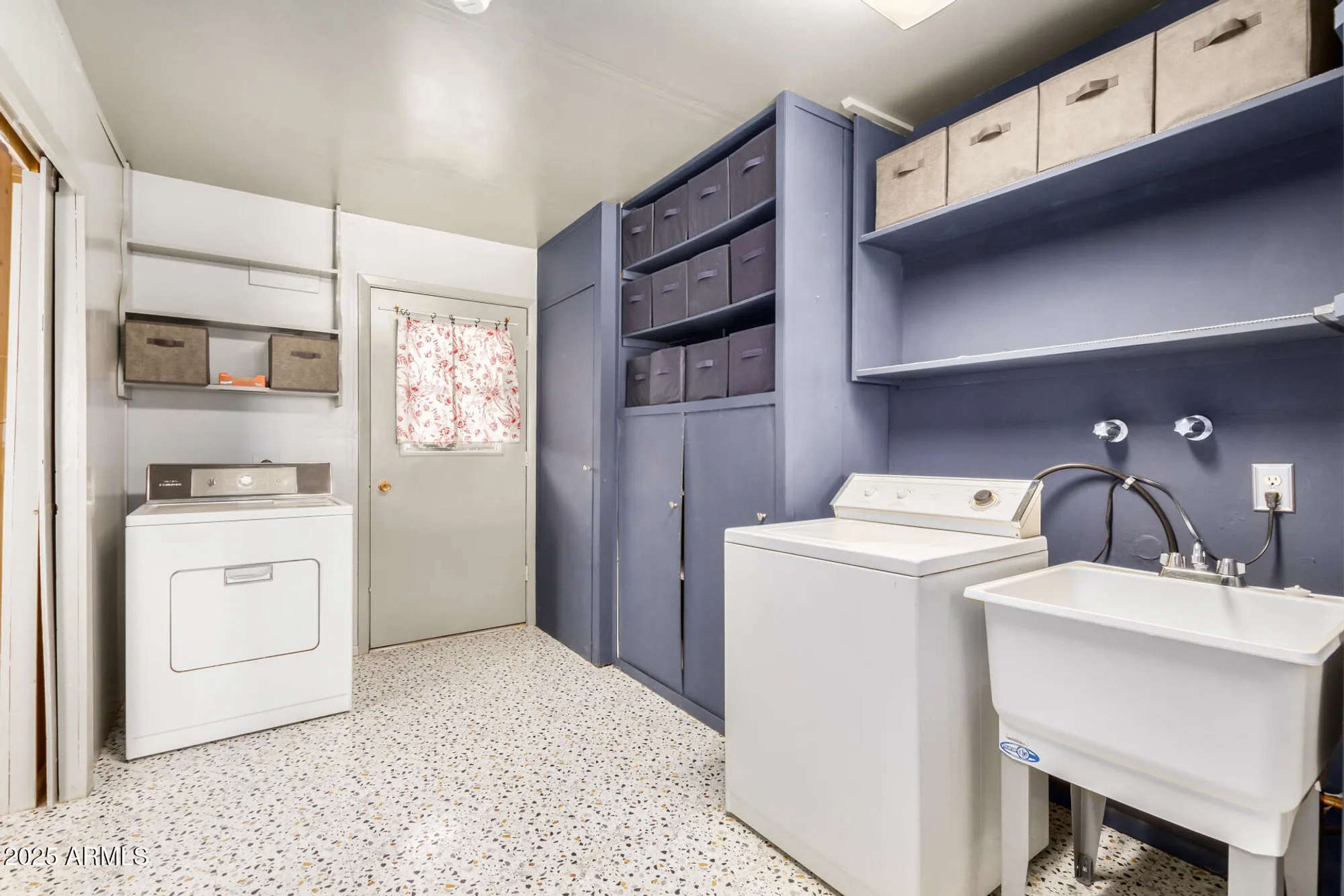 Property Slideshow image 21 of 33 | 10446 w meade dr, Sun City, AZ, 85351