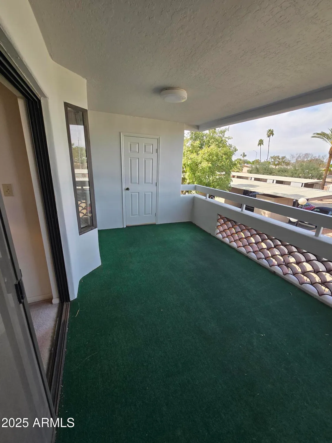 Property Slideshow image 24 of 35 | 17404 n 99th ave 214, Sun City, AZ, 85373