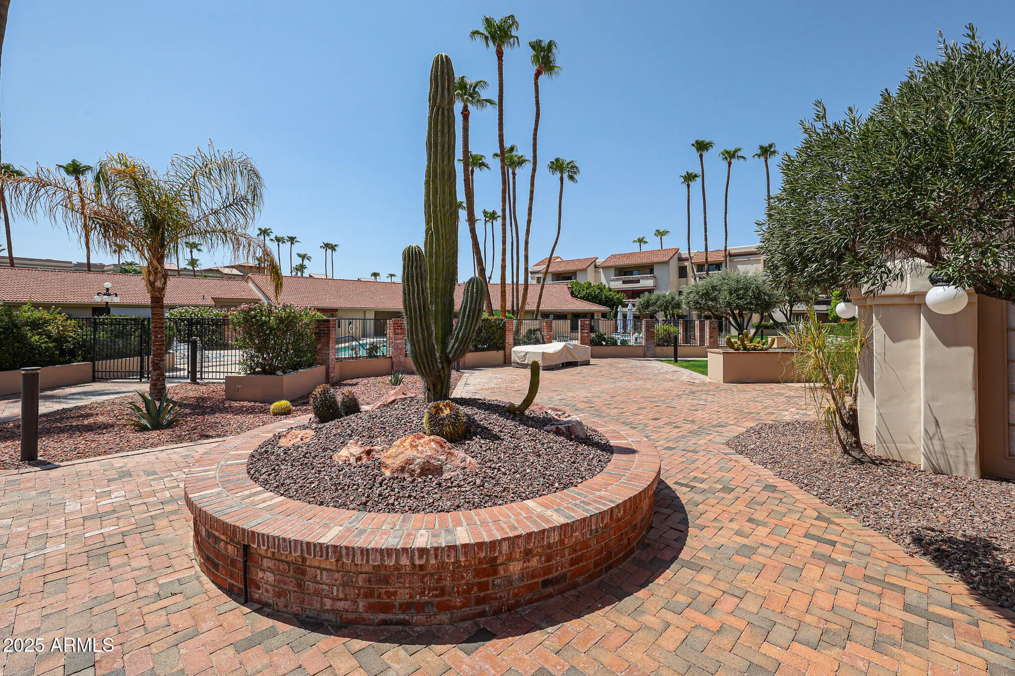 Property Slideshow image 26 of 35 | 17404 n 99th ave 214, Sun City, AZ, 85373