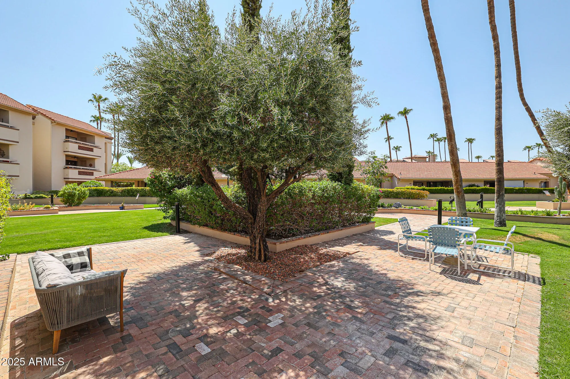 Property Slideshow image 29 of 35 | 17404 n 99th ave 214, Sun City, AZ, 85373
