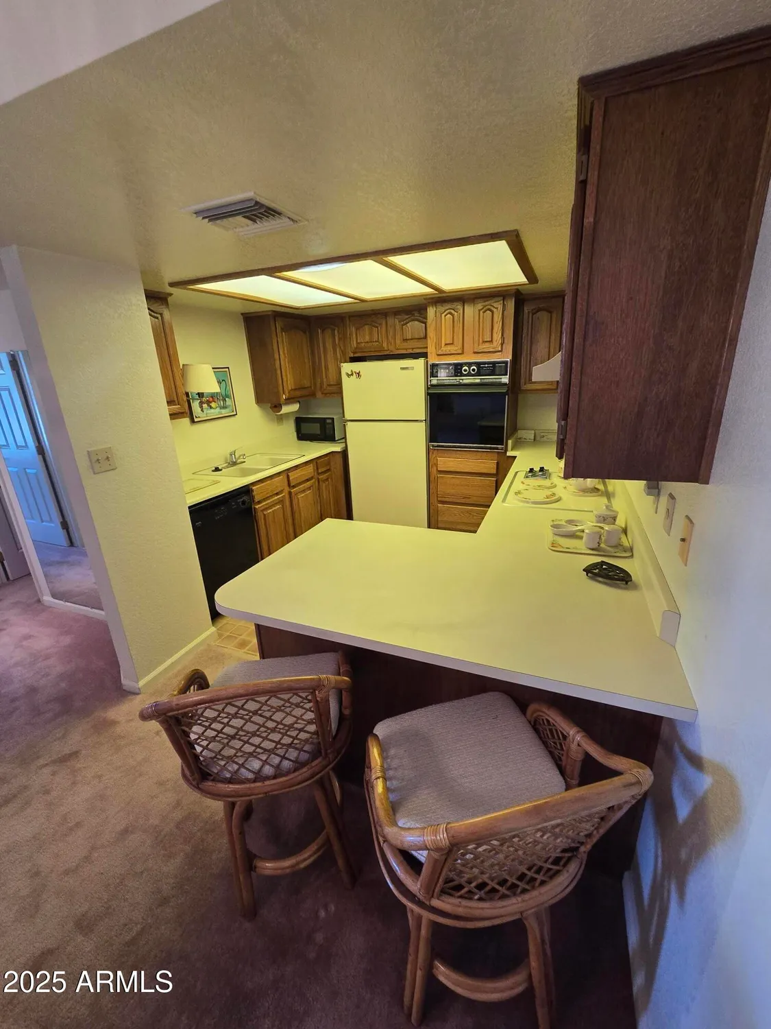 Property Slideshow image 11 of 35 | 17404 n 99th ave 214, Sun City, AZ, 85373