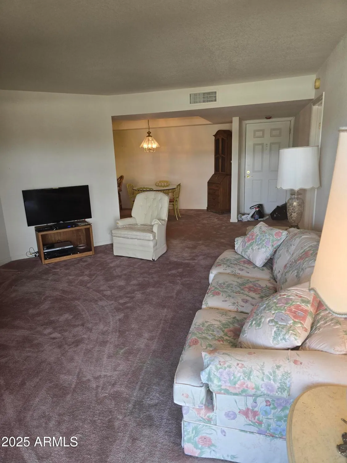 Property Slideshow image 6 of 35 | 17404 n 99th ave 214, Sun City, AZ, 85373