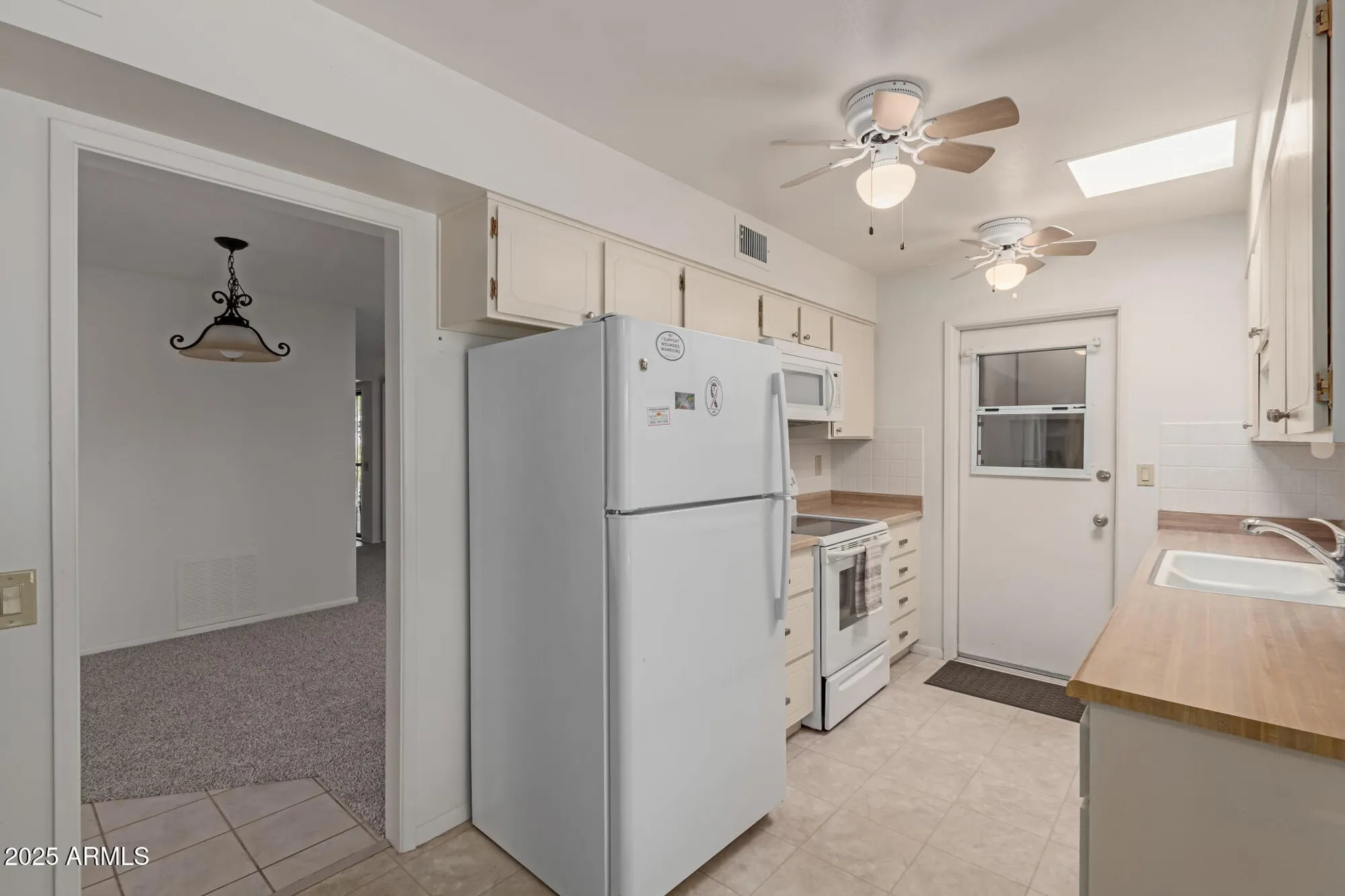 Property Slideshow image 8 of 26 | 13401 n 108th dr, Sun City, AZ, 85351